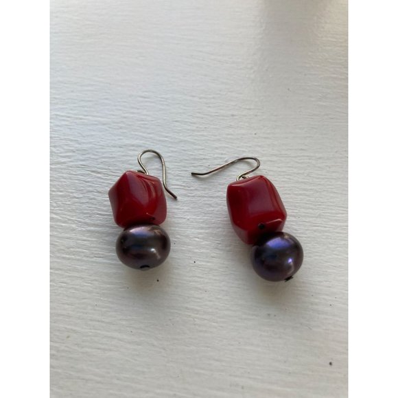 Goregous Coral and Black Pearl Drop Pierced Earrings- READ - Picture 4 of 4